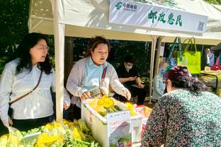 霍勒迪今日替补！马祖拉：我们有7-9位首发级球员 季前赛要试阵容